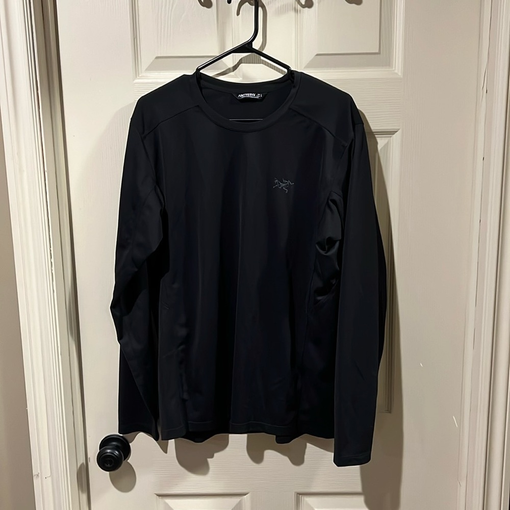 Arc'teryx Men's Long Sleeve Crew - Black